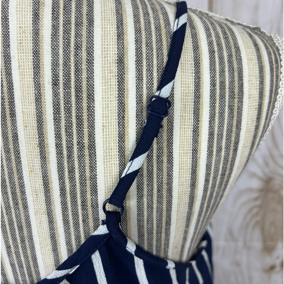 Ambiance Jumpsuit Spaghetti Strap Cropped Length Striped Blue White Size Small - Picture 7 of 15